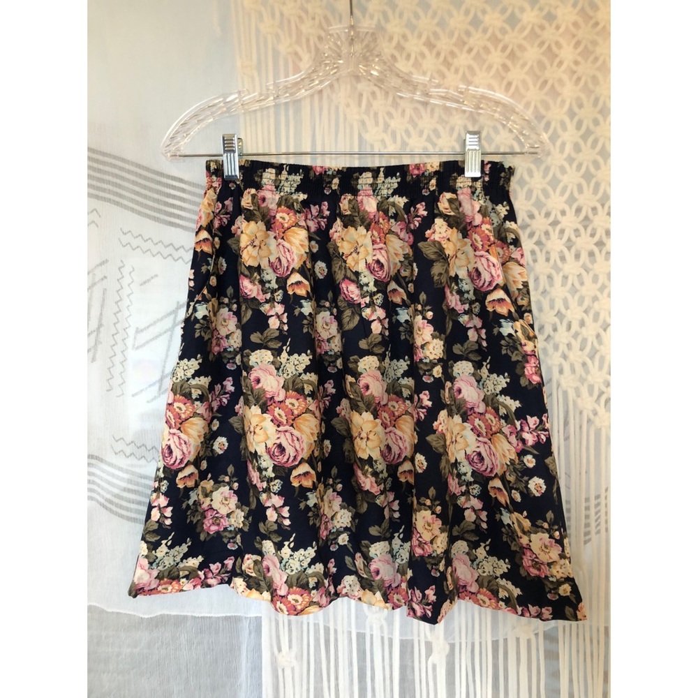 Vintage Floral Skirt With Pockets